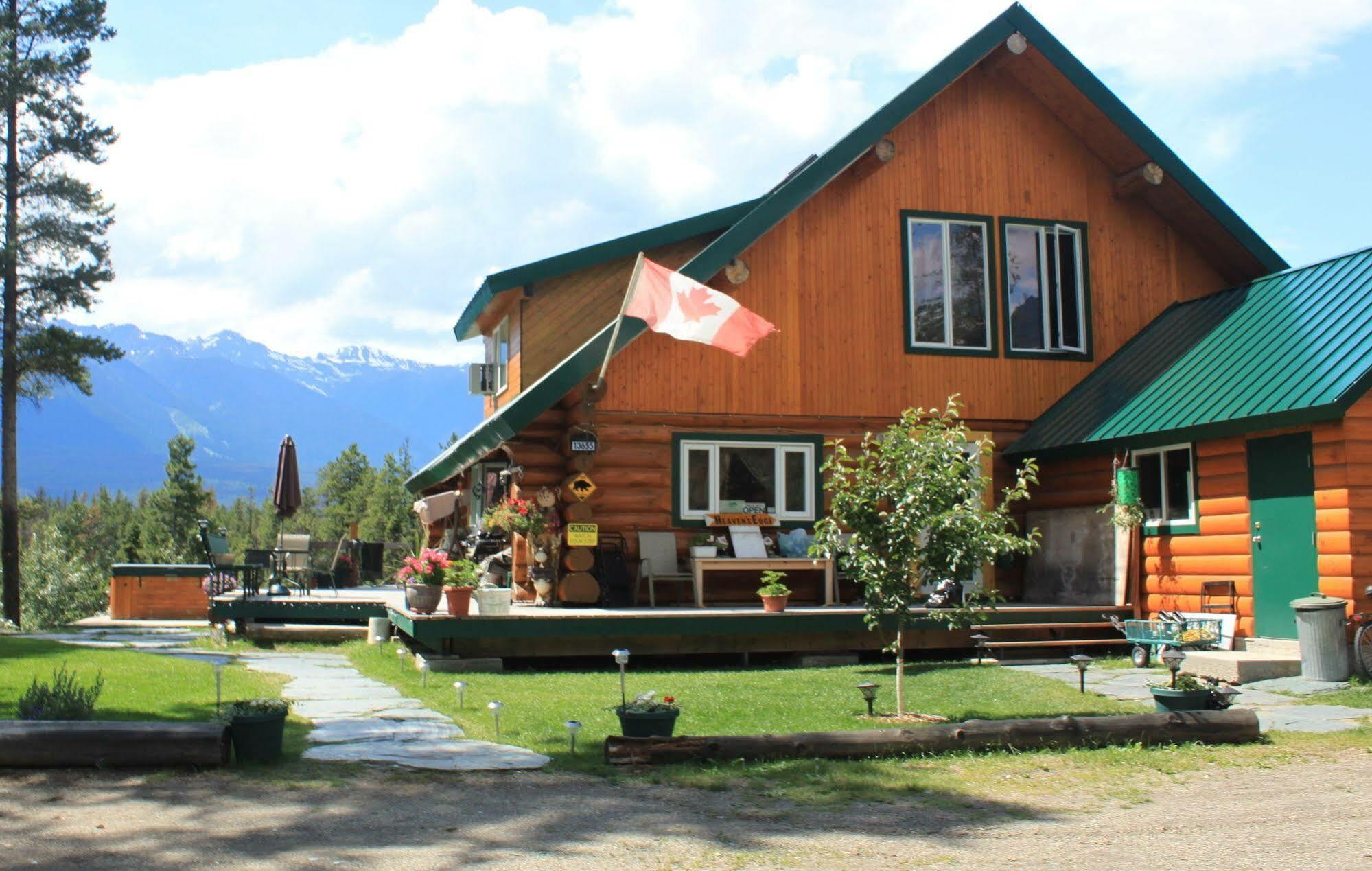 Heavens Edge Mountain Lodge Valemount Exterior foto