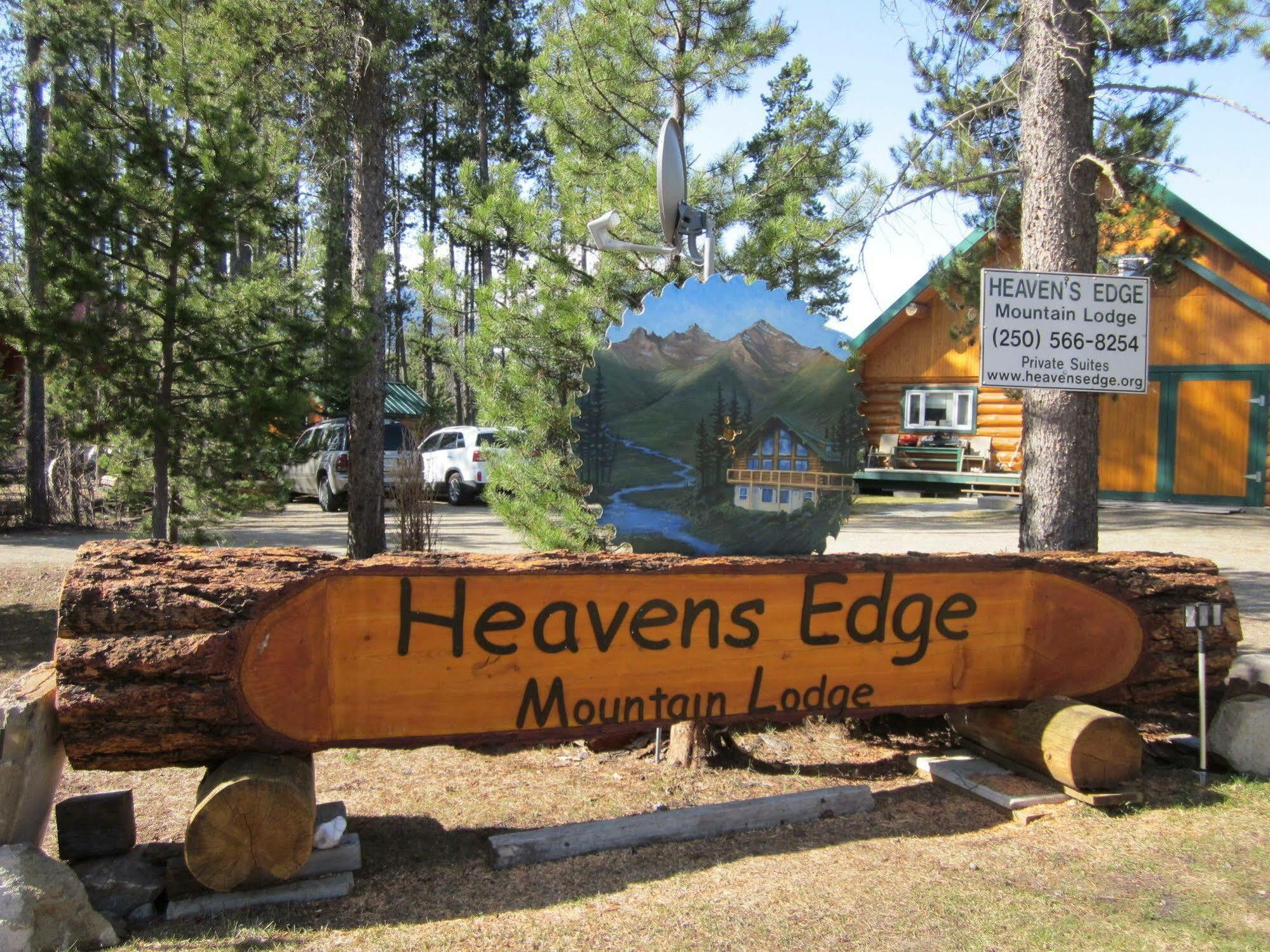 Heavens Edge Mountain Lodge Valemount Exterior foto